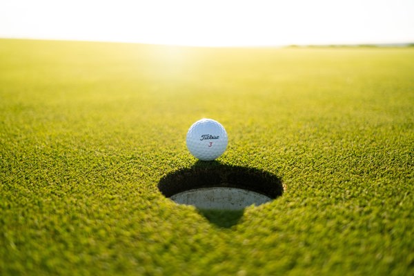 TWILIGHT GOLF